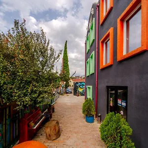 Tato & Coworking Space Gürcistan
